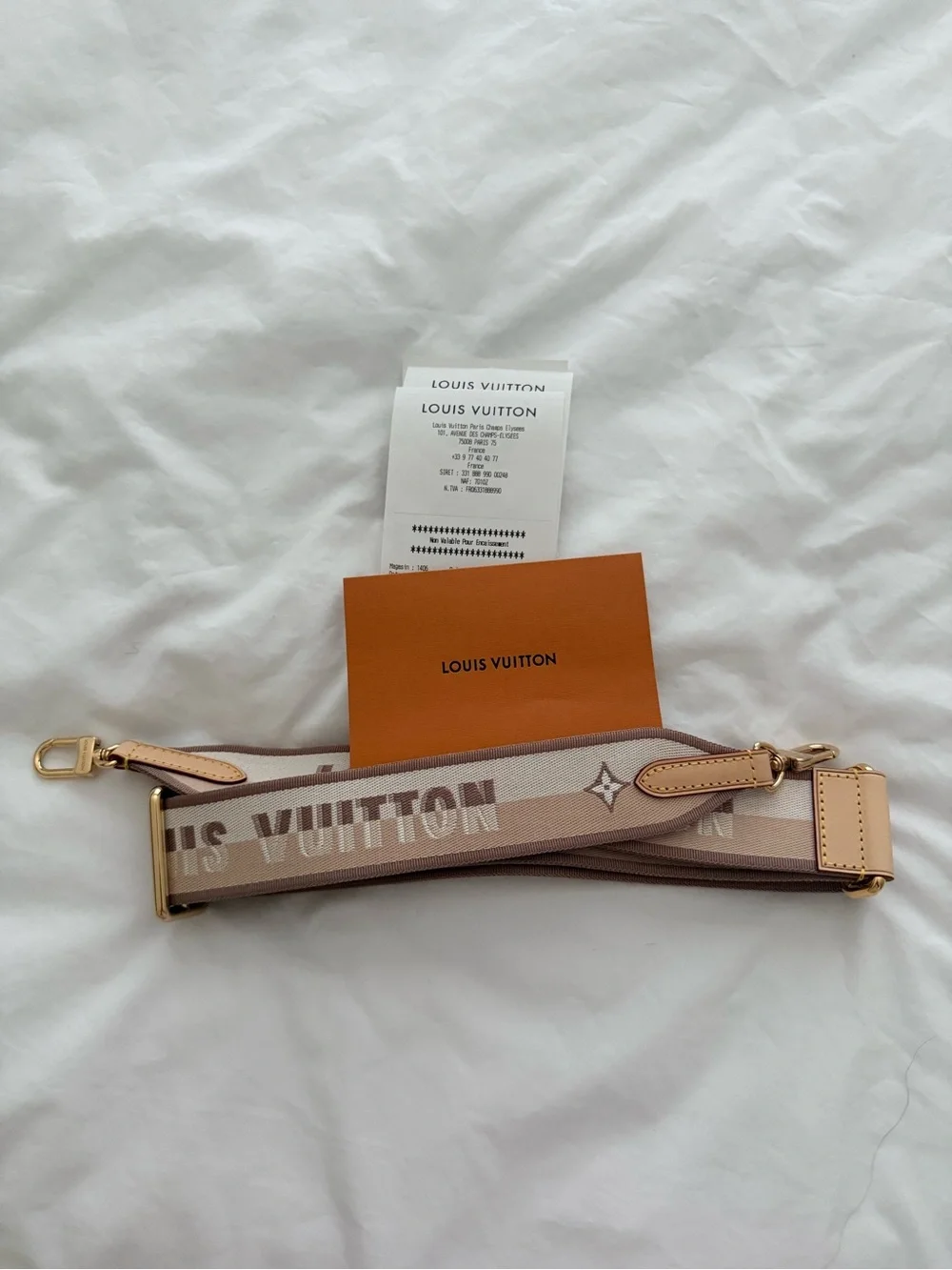 Louis Vuitton Bandoulière Beige Branded Adjustable Strap with Gold Hardware